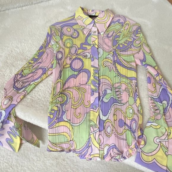 Le Caviar Tops - Le Caviar pleated shirt blouse long sleeve- Super trendy colors!